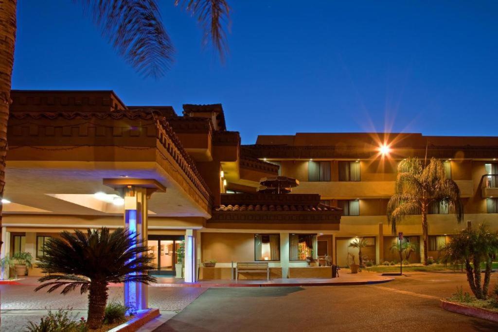 Hotel Xola モレノバレー エクステリア 写真